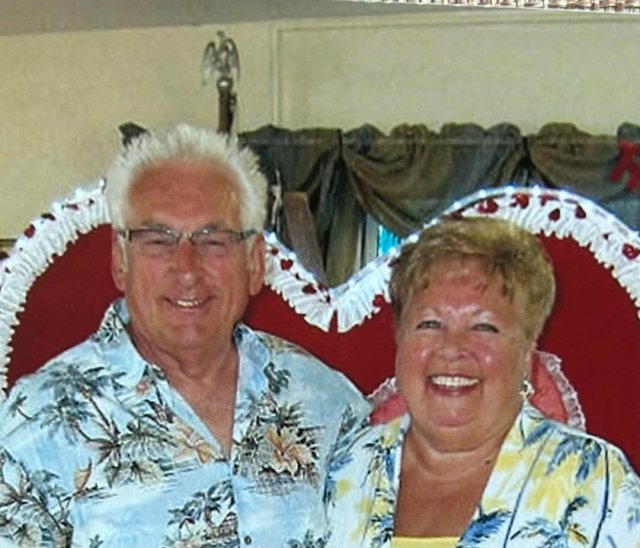 LARGE_130 Sheldon & Janet Smith.jpg